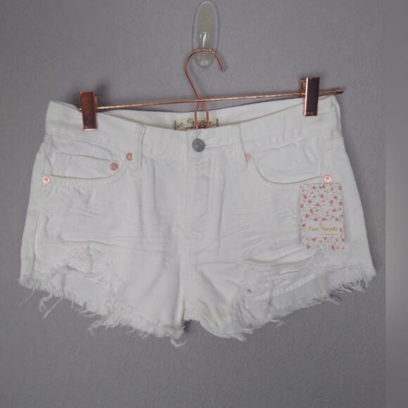 Free People Loving Good Vibrations Cutoff Shorts Size 30 - Picture 2 of 9